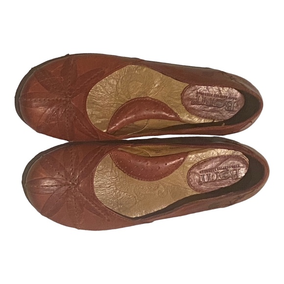 Born red leather ballet flat. Sz 6.5 - Picture 5 of 16